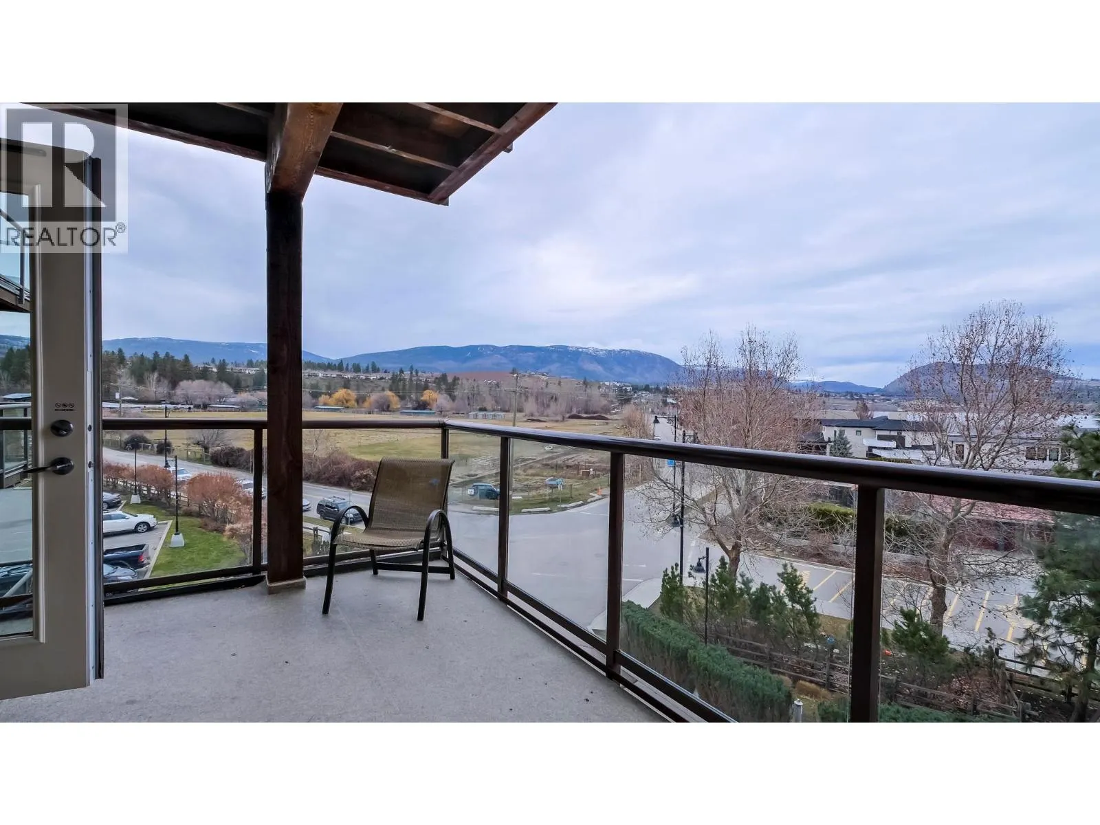 4205 Gellatly Road Unit# 304