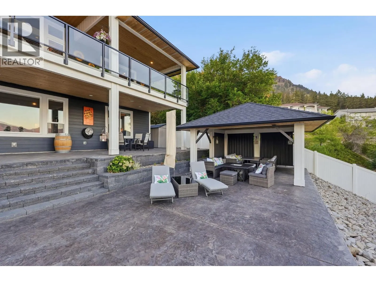 5203 Clarence Road