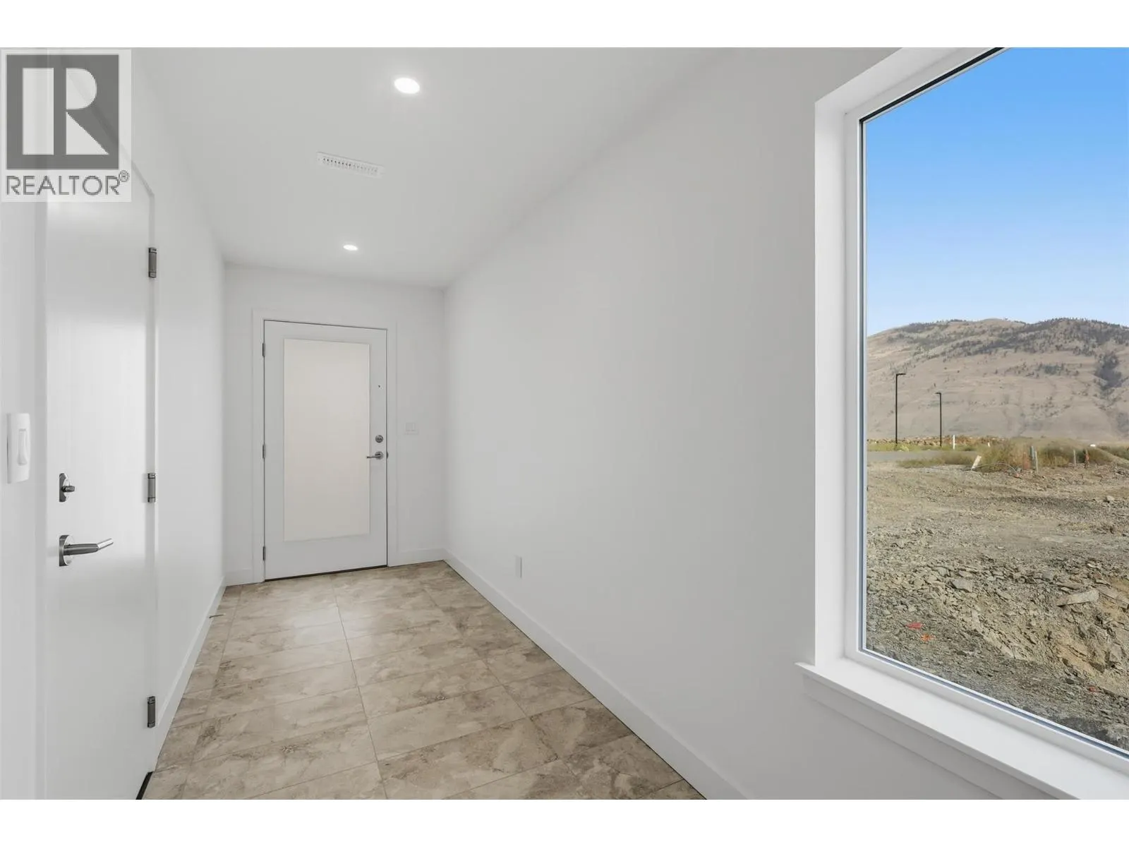 2050 Grasslands Boulevard Unit# 135