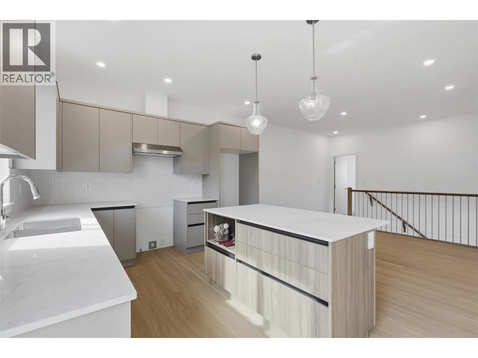 2050 Grasslands Boulevard Unit# 135