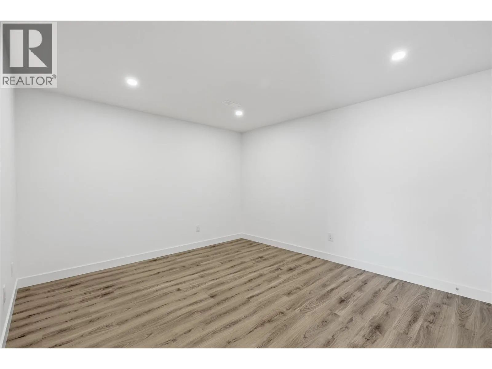 2050 Grasslands Boulevard Unit# 135