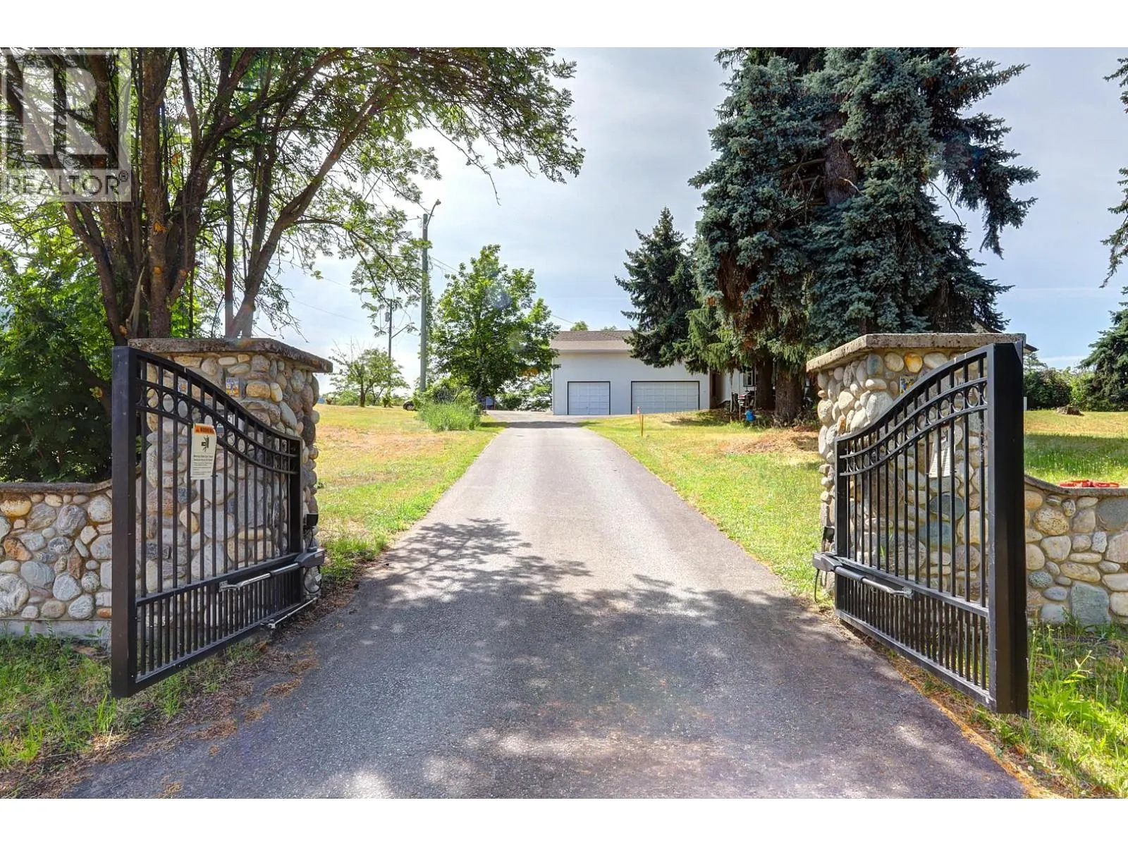 5482 Silver Star Road