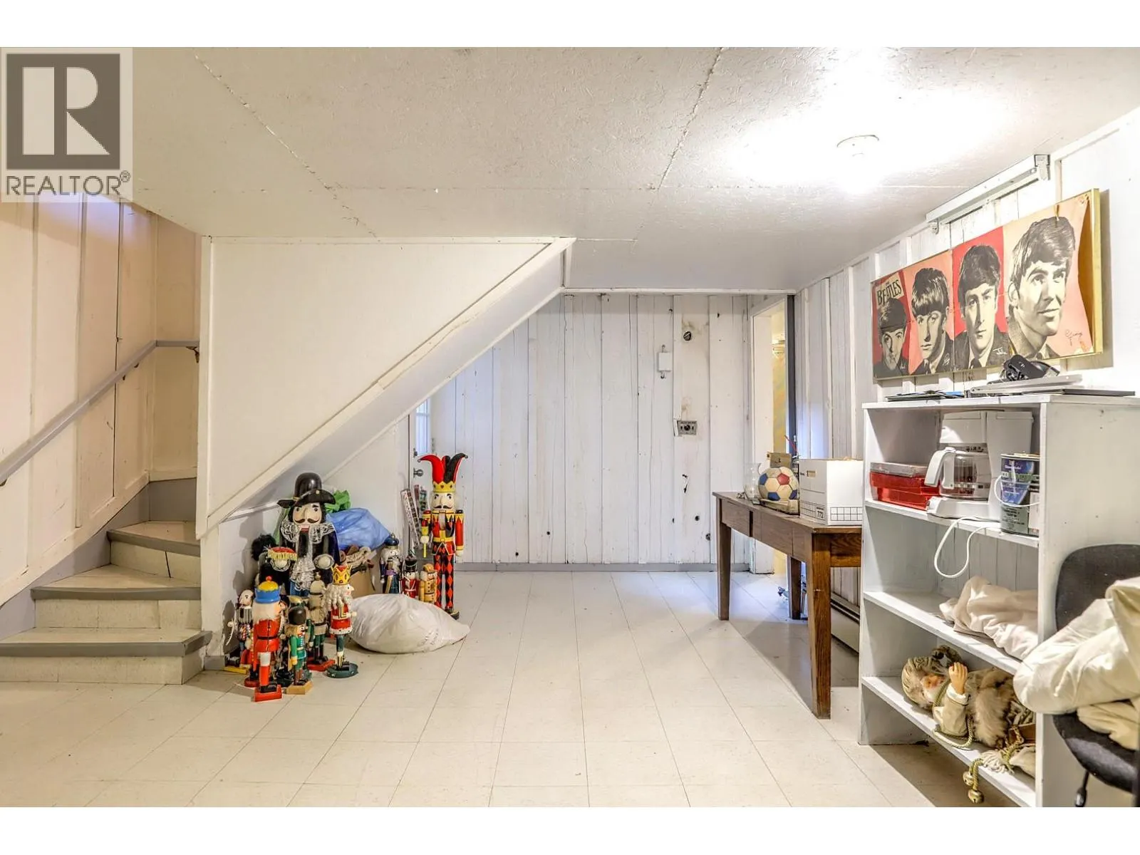 5482 Silver Star Road