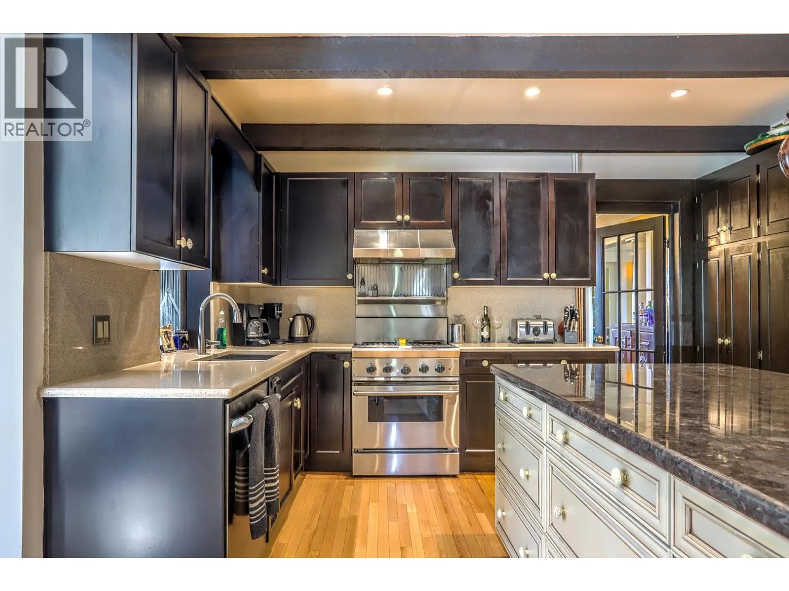 5482 Silver Star Road
