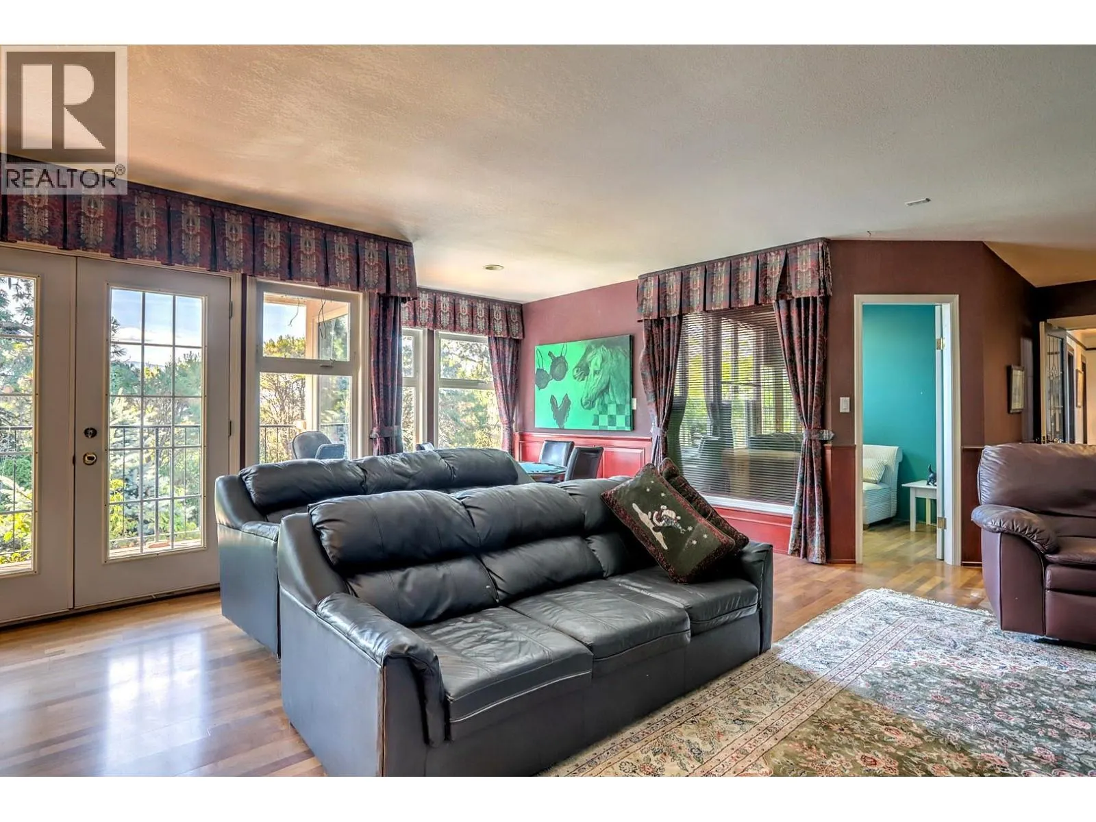 5482 Silver Star Road