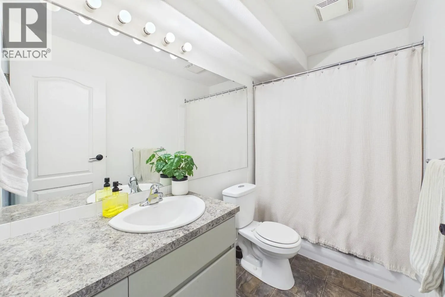 987 KLO Road Unit# 302
