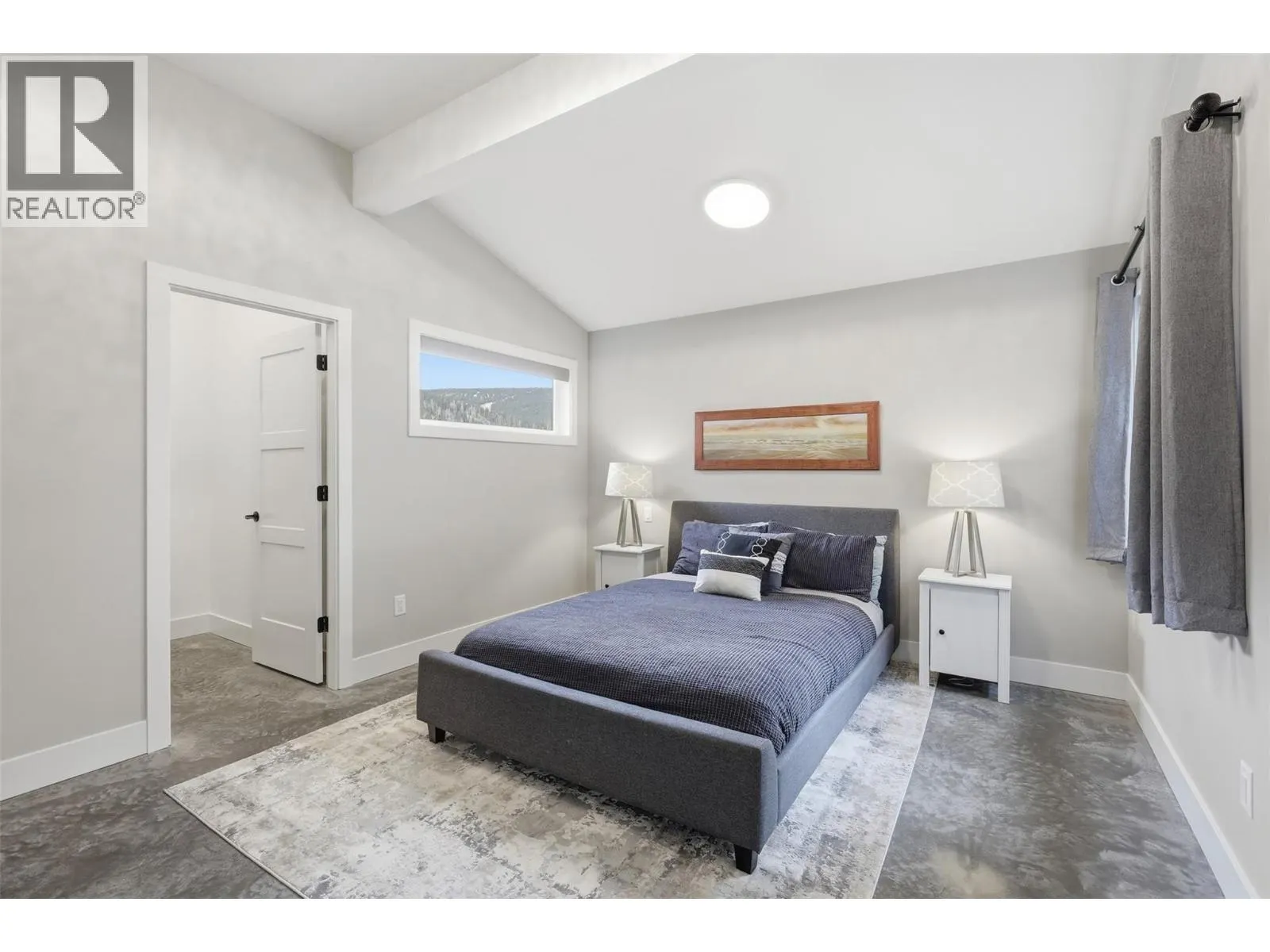 2533 Mountain View Drive