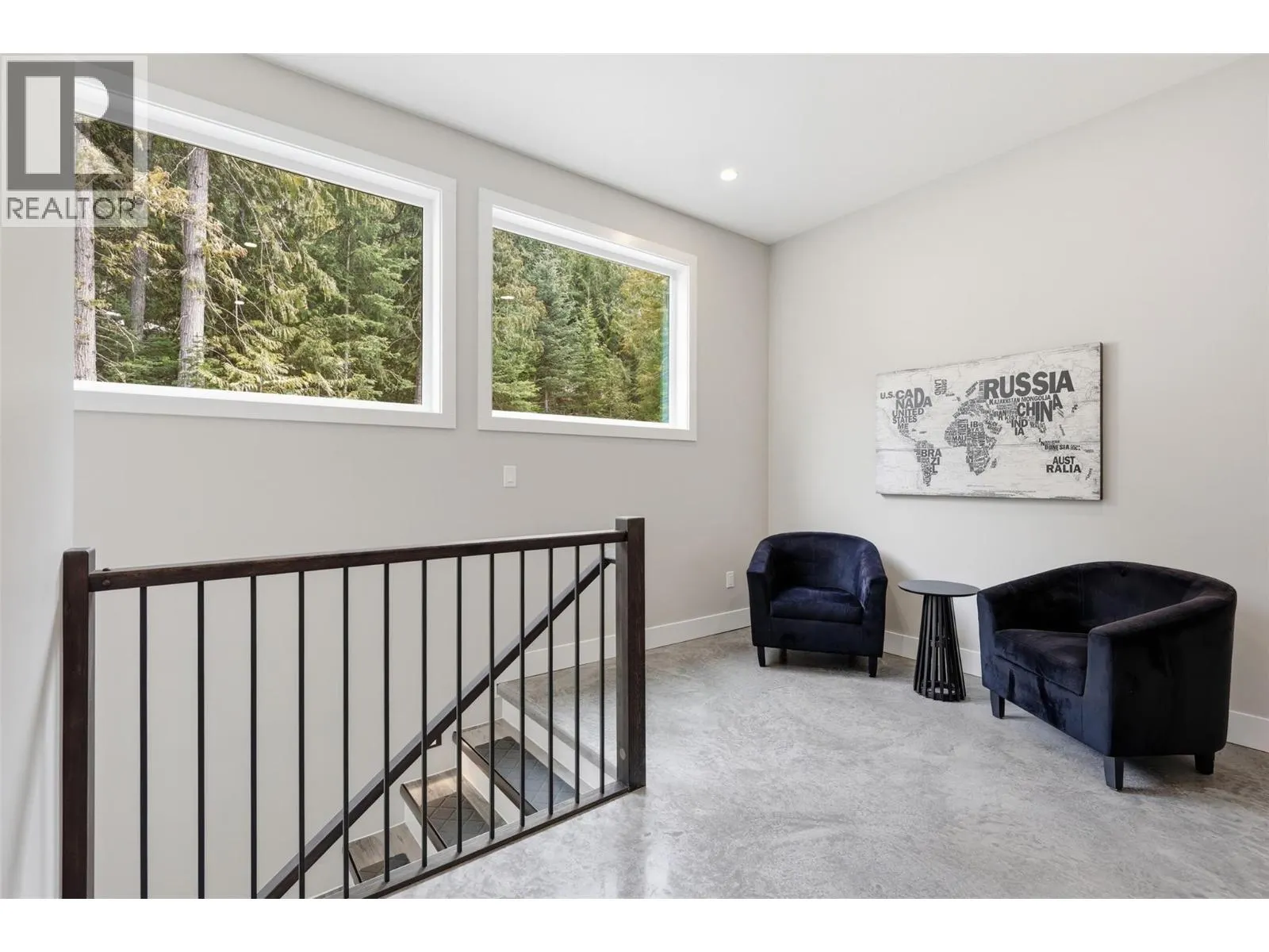 2533 Mountain View Drive