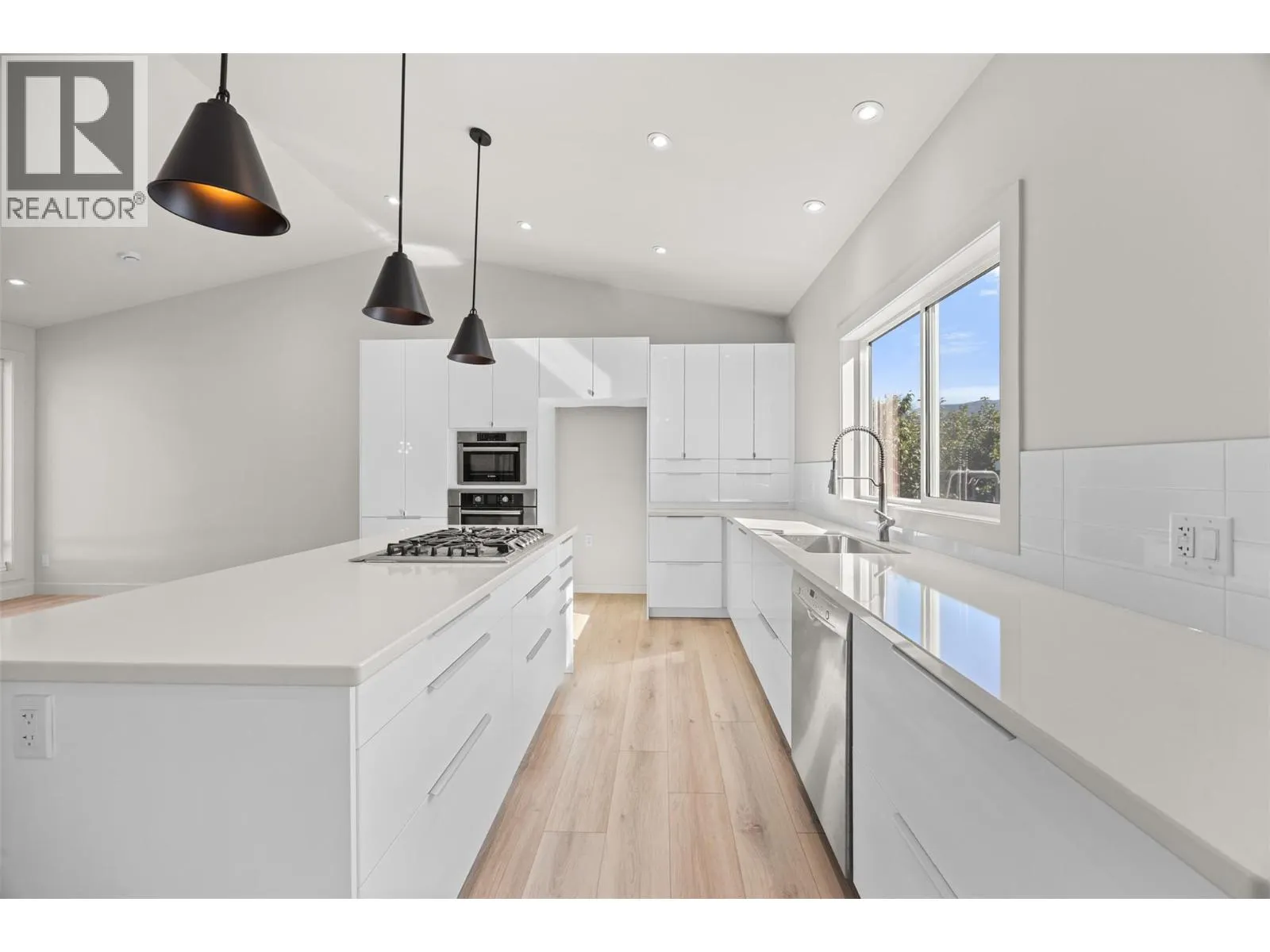 4141 San Clemente Avenue