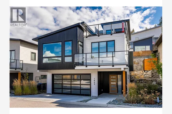 1863 Grey Owl Court