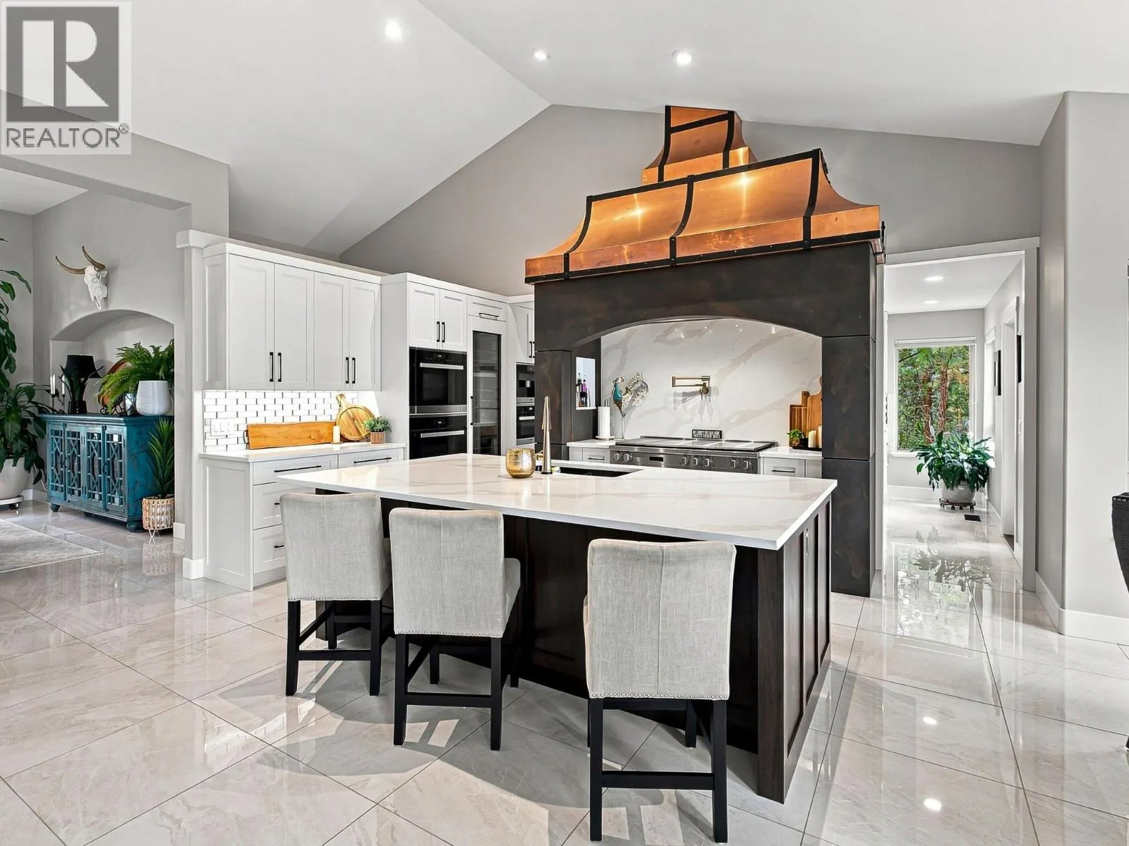 3280 Shiraz Court