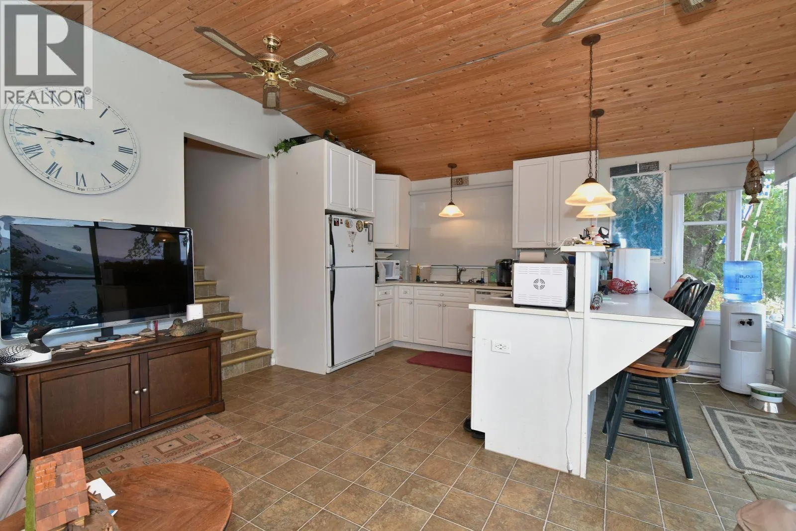 4141 Reid Road