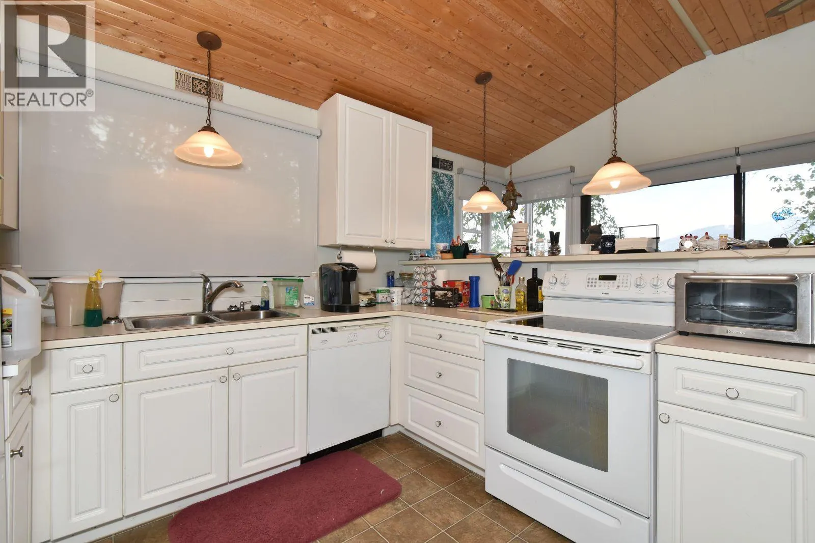 4141 Reid Road