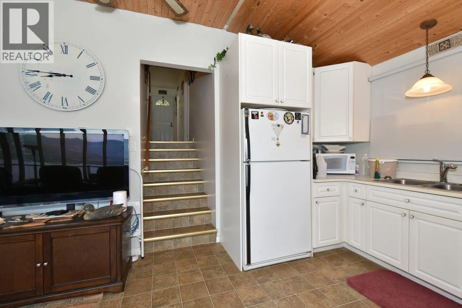 4141 Reid Road
