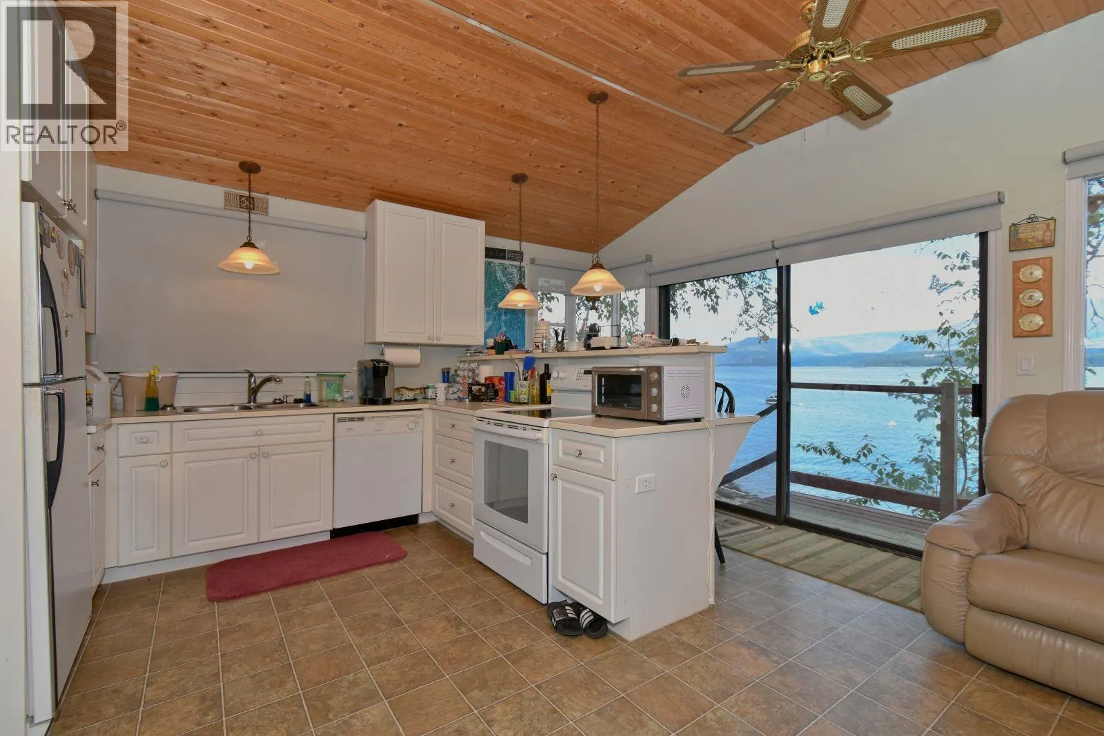 4141 Reid Road