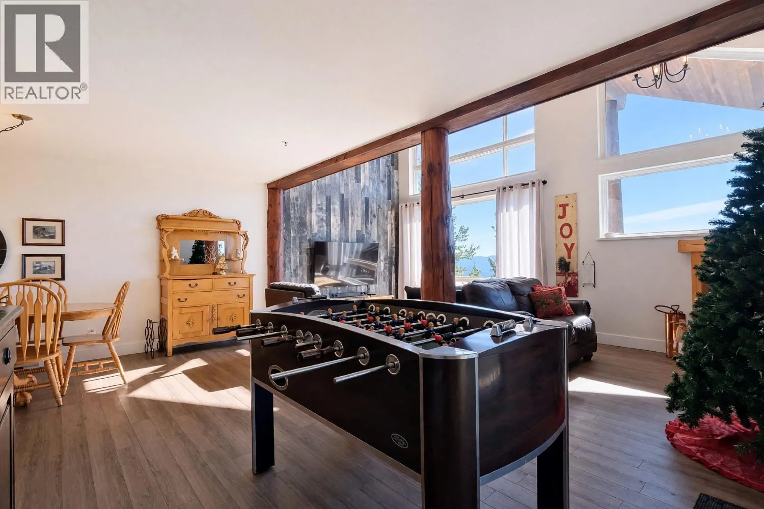 5877 Snow Pines Crescent Unit# C