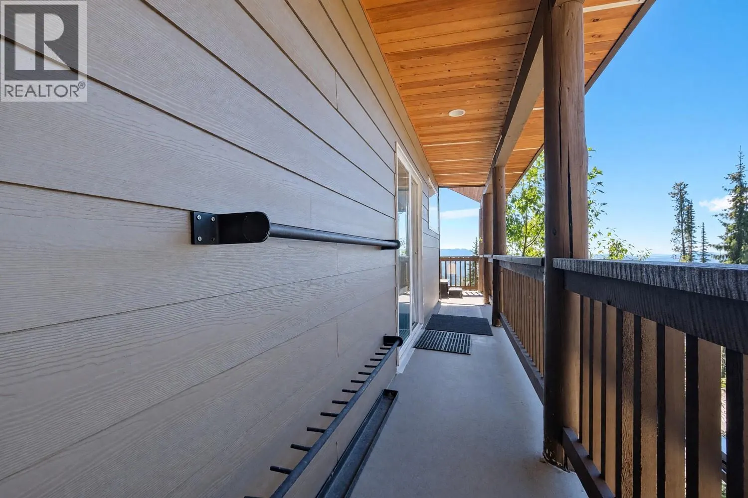 5877 Snow Pines Crescent Unit# C