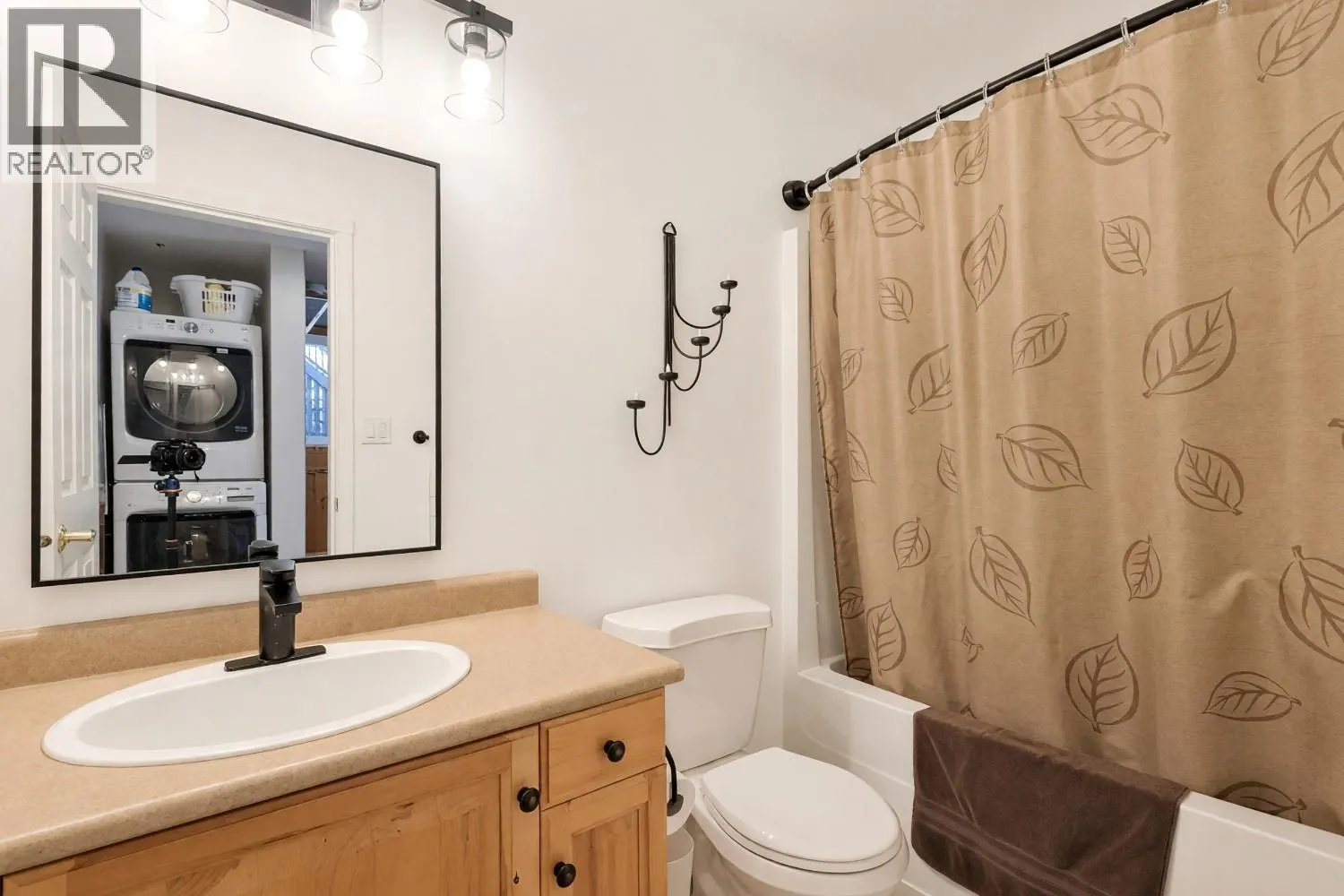 5877 Snow Pines Crescent Unit# C