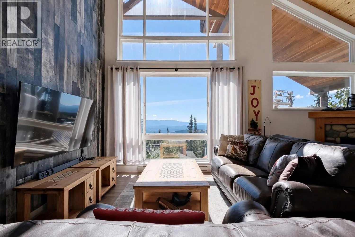 5877 Snow Pines Crescent Unit# C