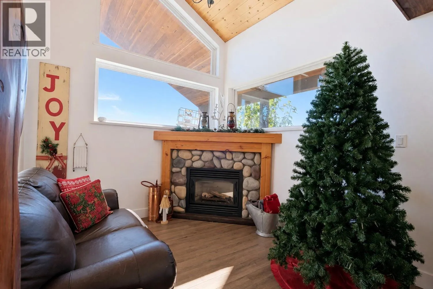 5877 Snow Pines Crescent Unit# C
