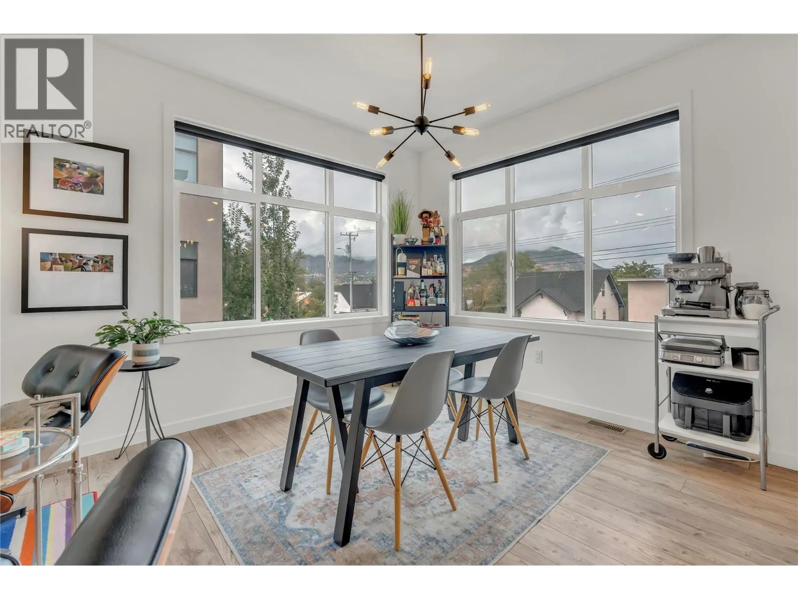 388 Eckhardt Avenue E Unit# 115
