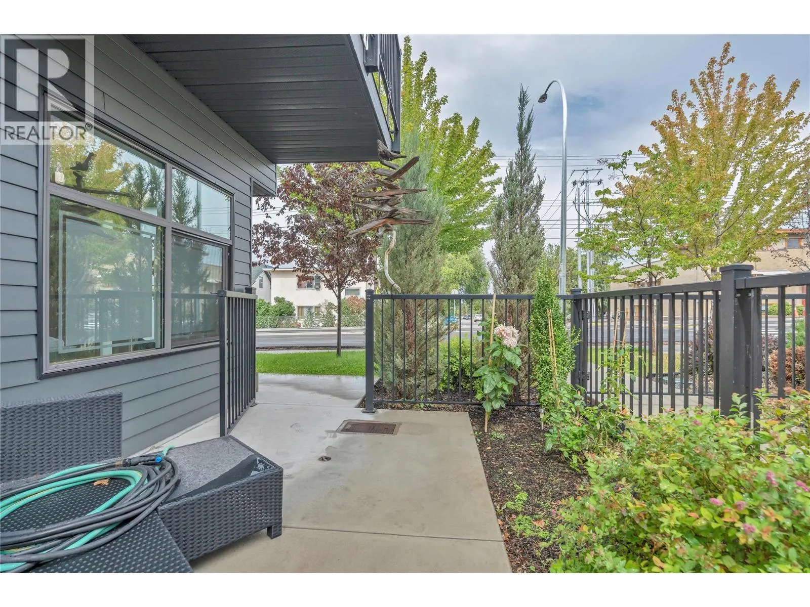 388 Eckhardt Avenue E Unit# 115
