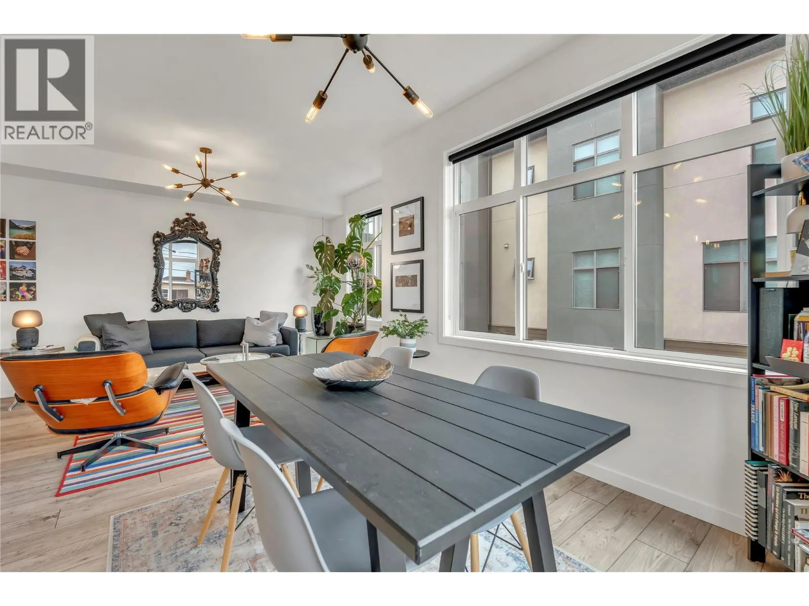 388 Eckhardt Avenue E Unit# 115