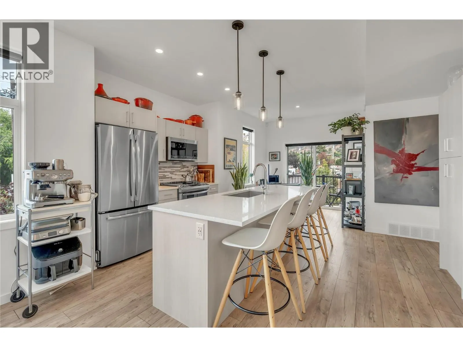 388 Eckhardt Avenue E Unit# 115