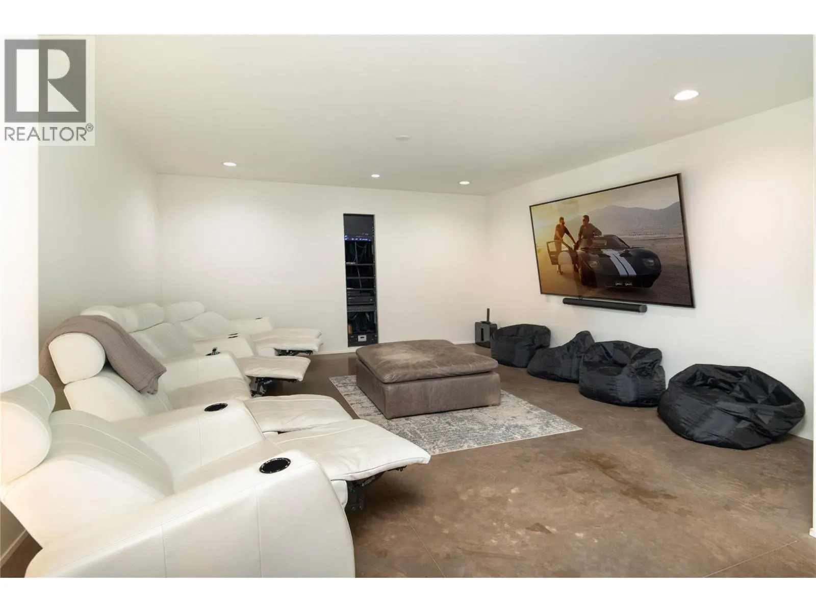 4840 LAKESHORE Road