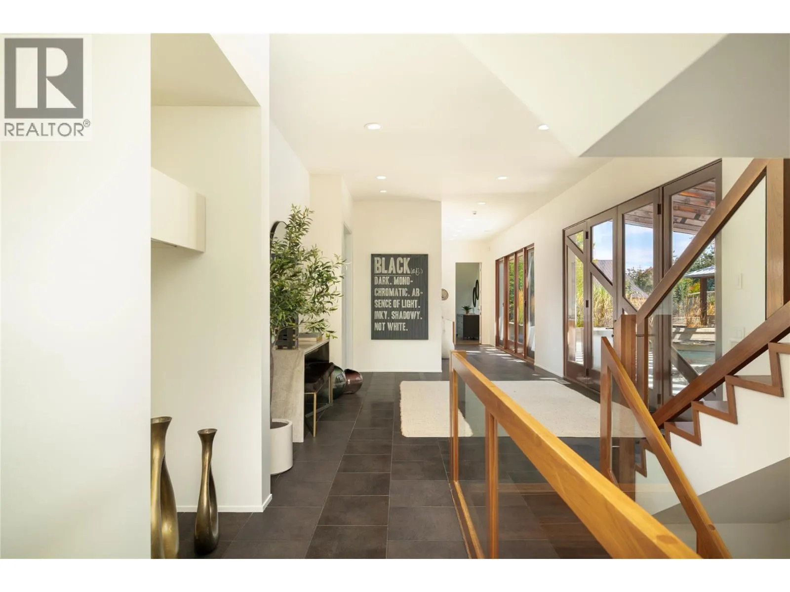 4840 LAKESHORE Road