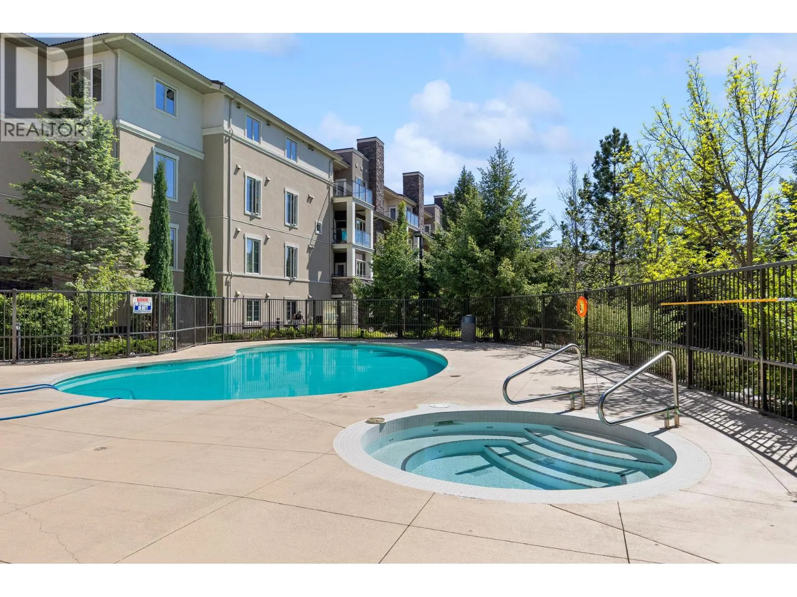 1875 Country Club Drive Unit# 1204