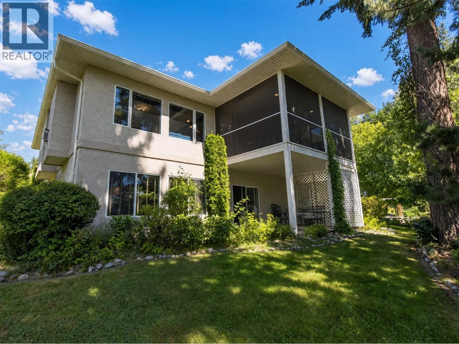 2600 Fairway Place