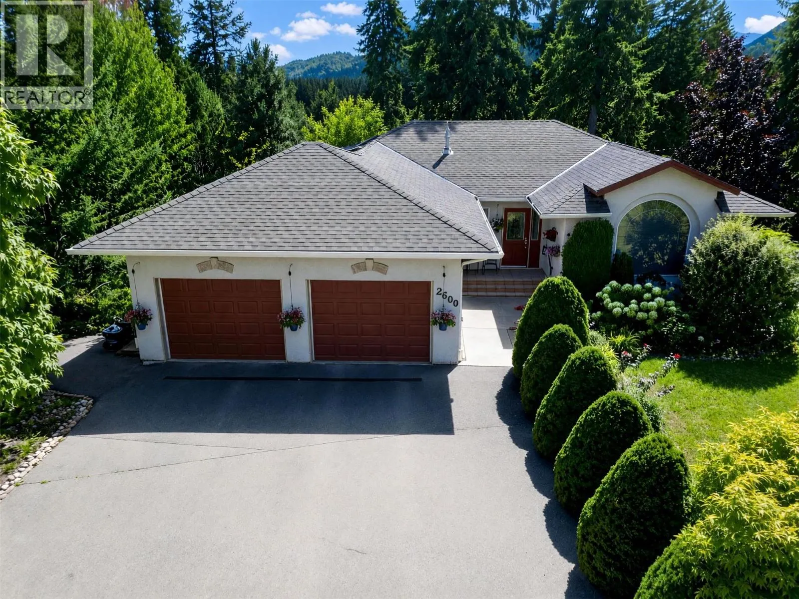 2600 Fairway Place
