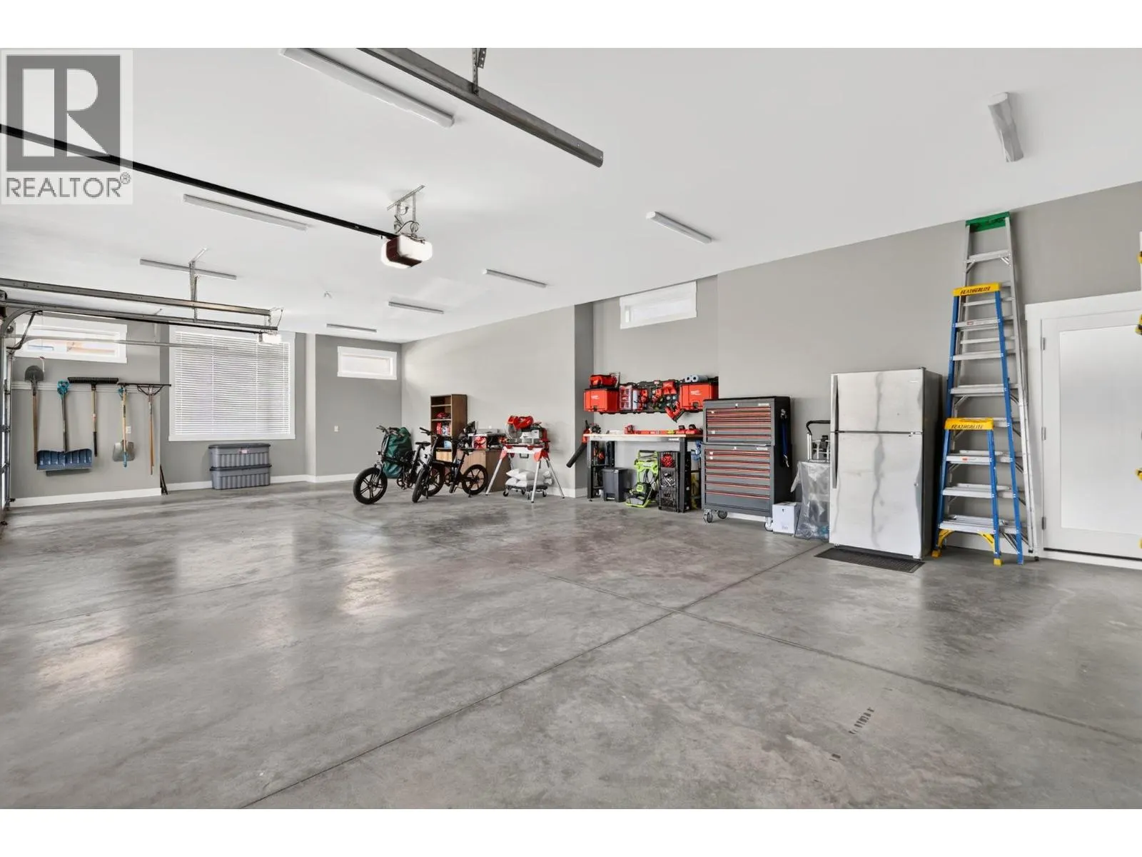 1547 Cabernet Way
