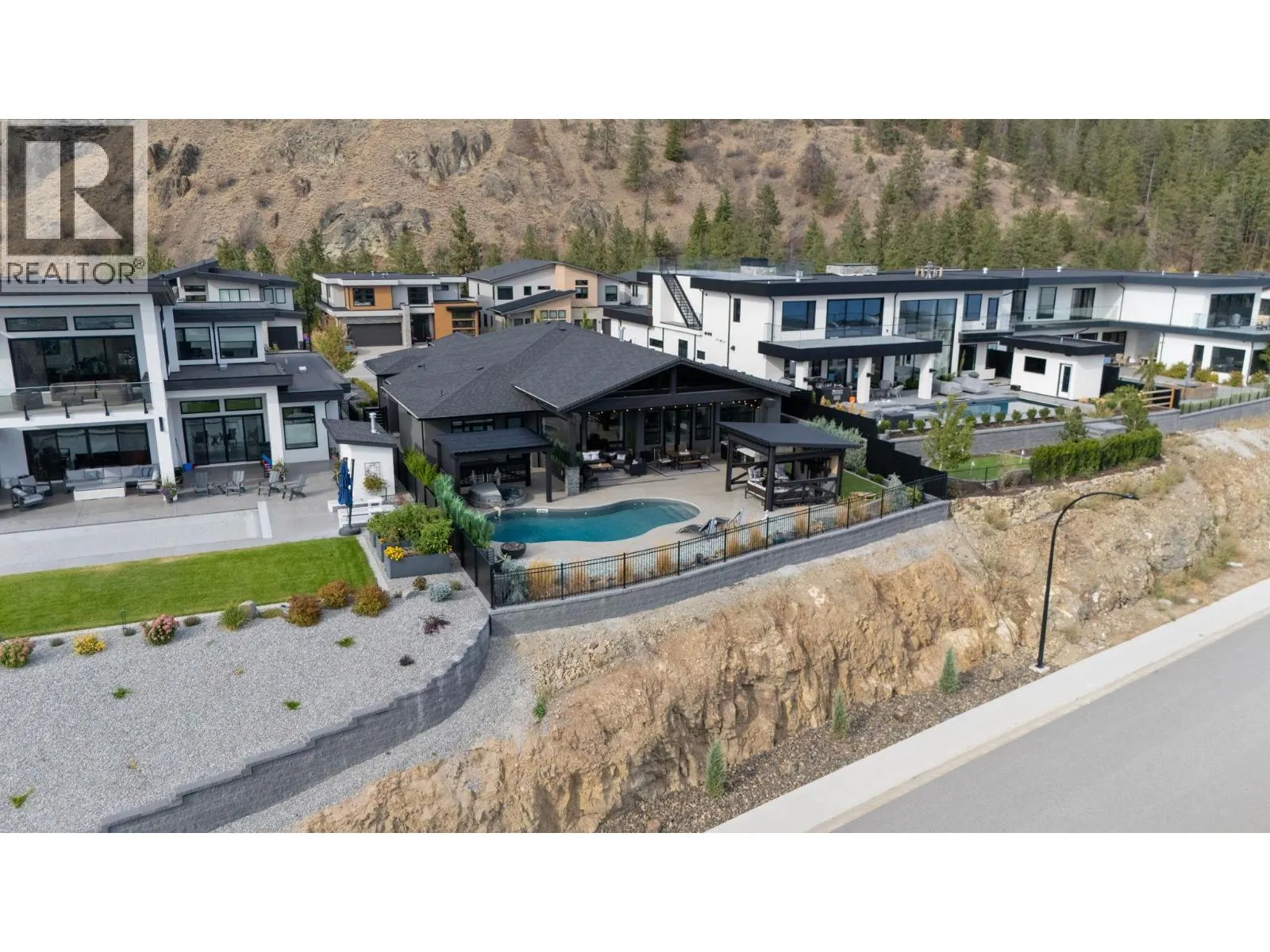 1547 Cabernet Way