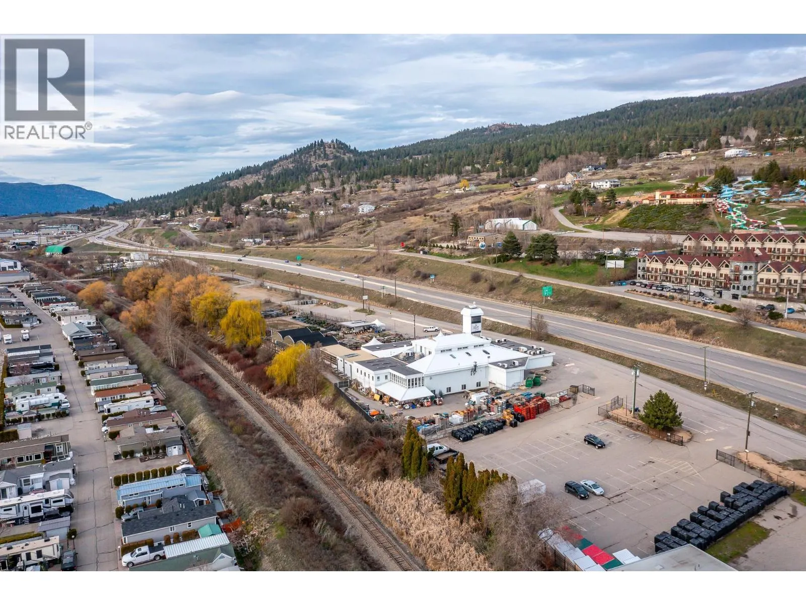7920/7912 Highland Road