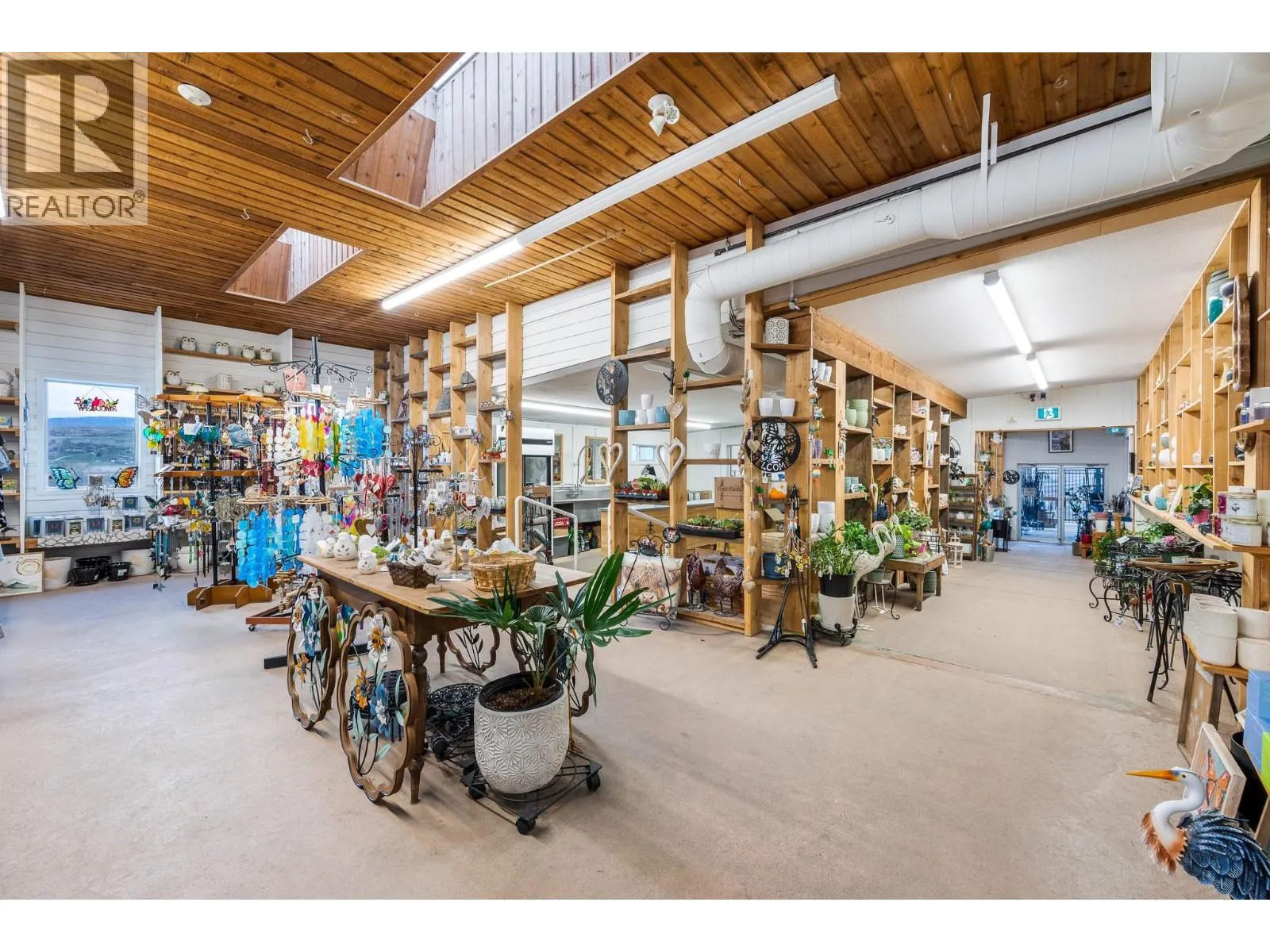 7920/7912 Highland Road