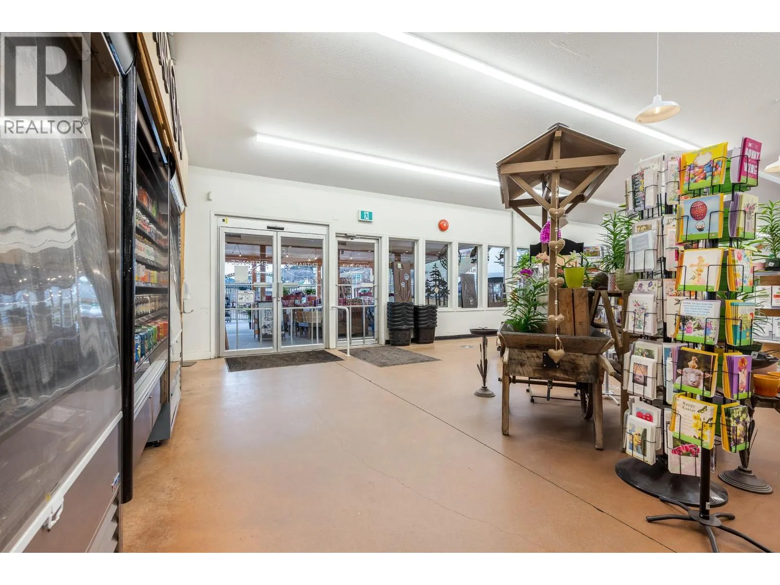 7920/7912 Highland Road