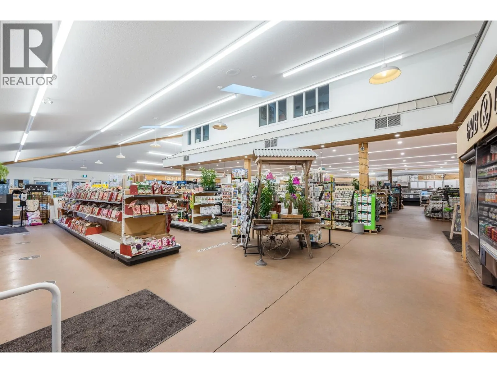 7920/7912 Highland Road