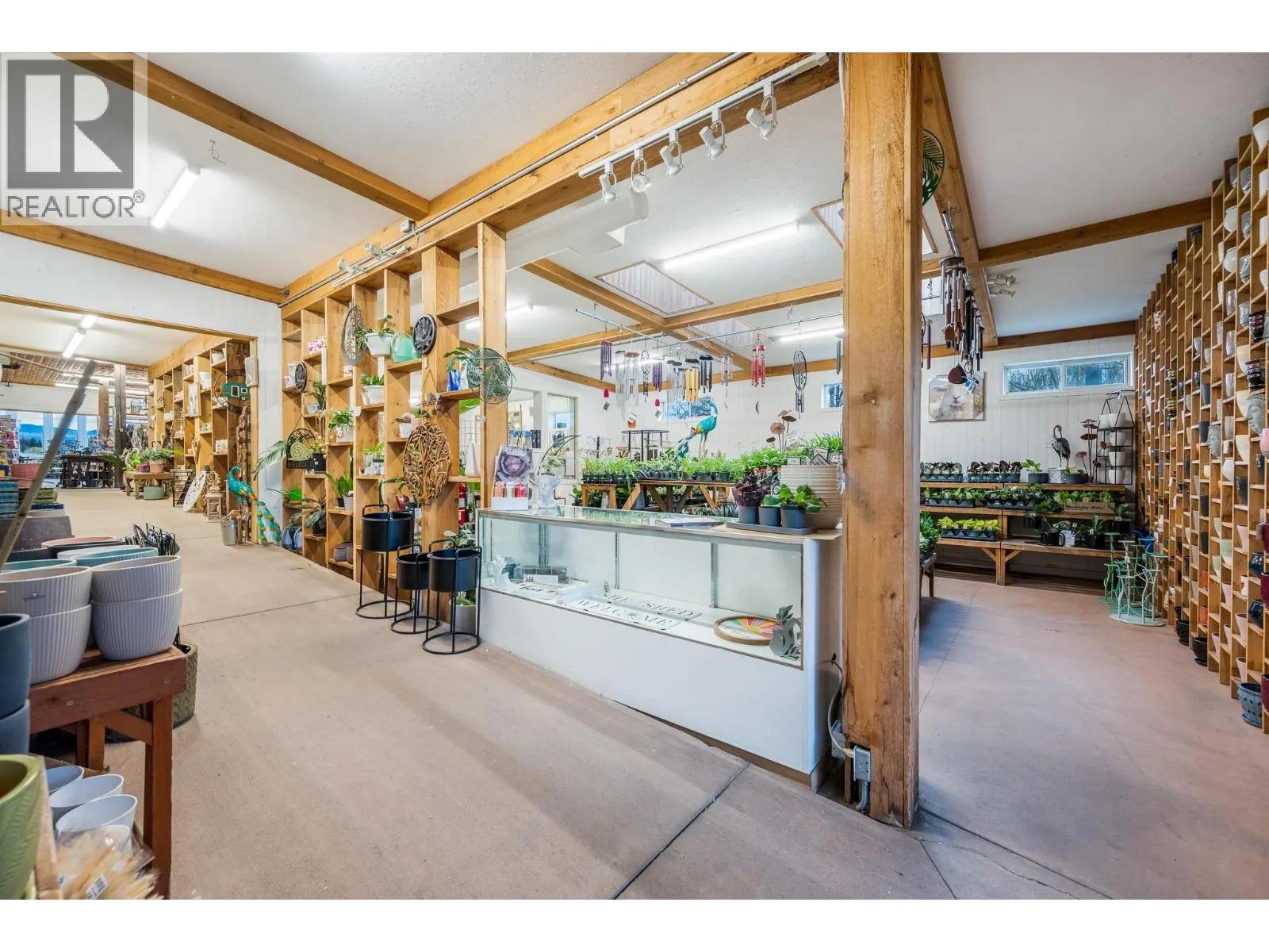 7920/7912 Highland Road