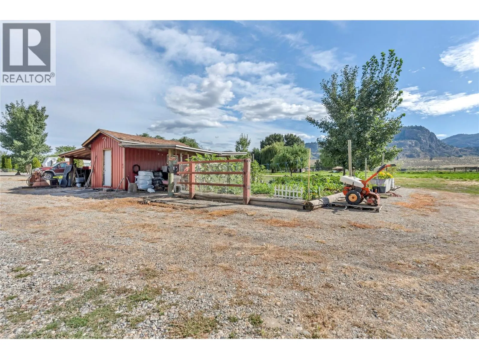 8705 Road 22 Road