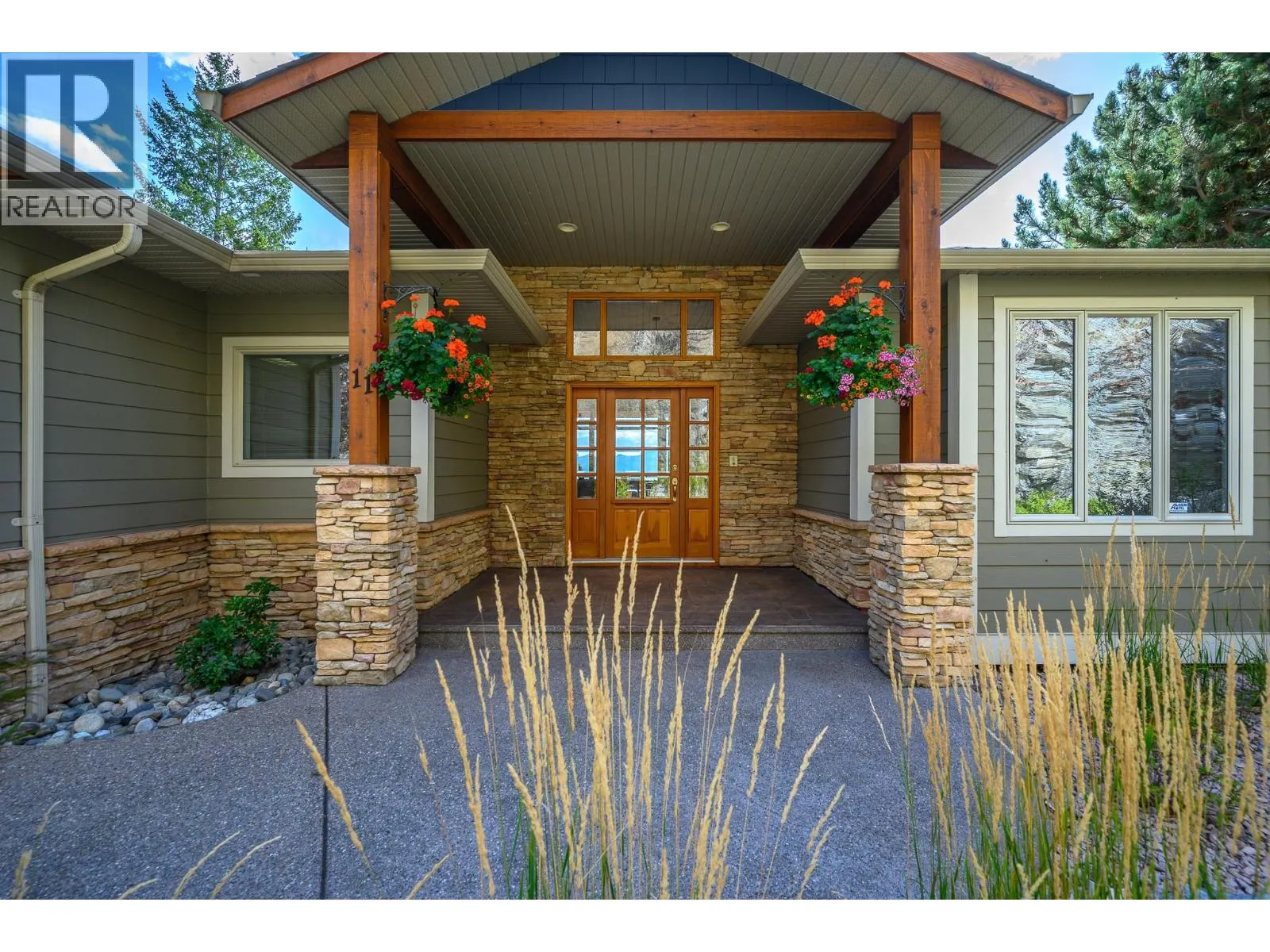 100 Kestrel Place Unit# 11