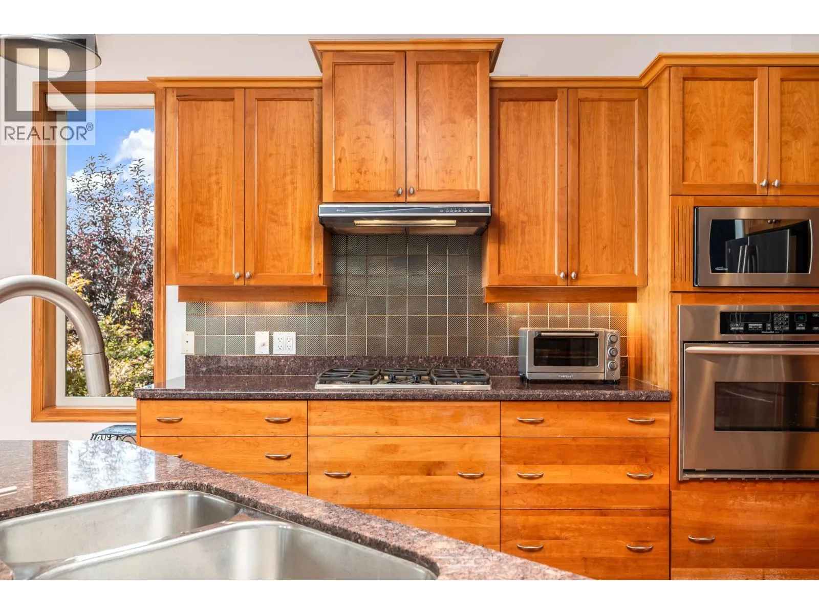 100 Kestrel Place Unit# 11
