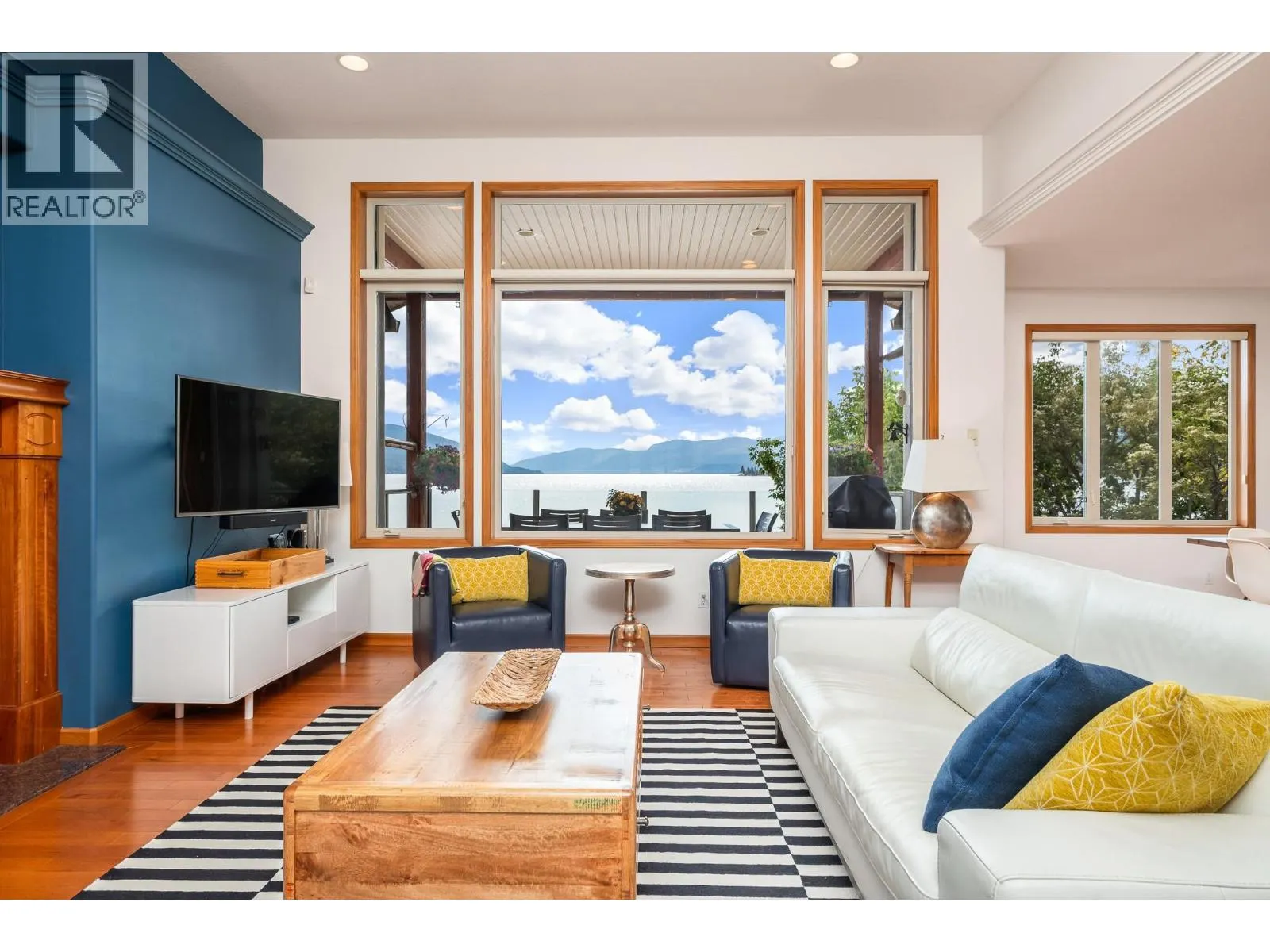 100 Kestrel Place Unit# 11