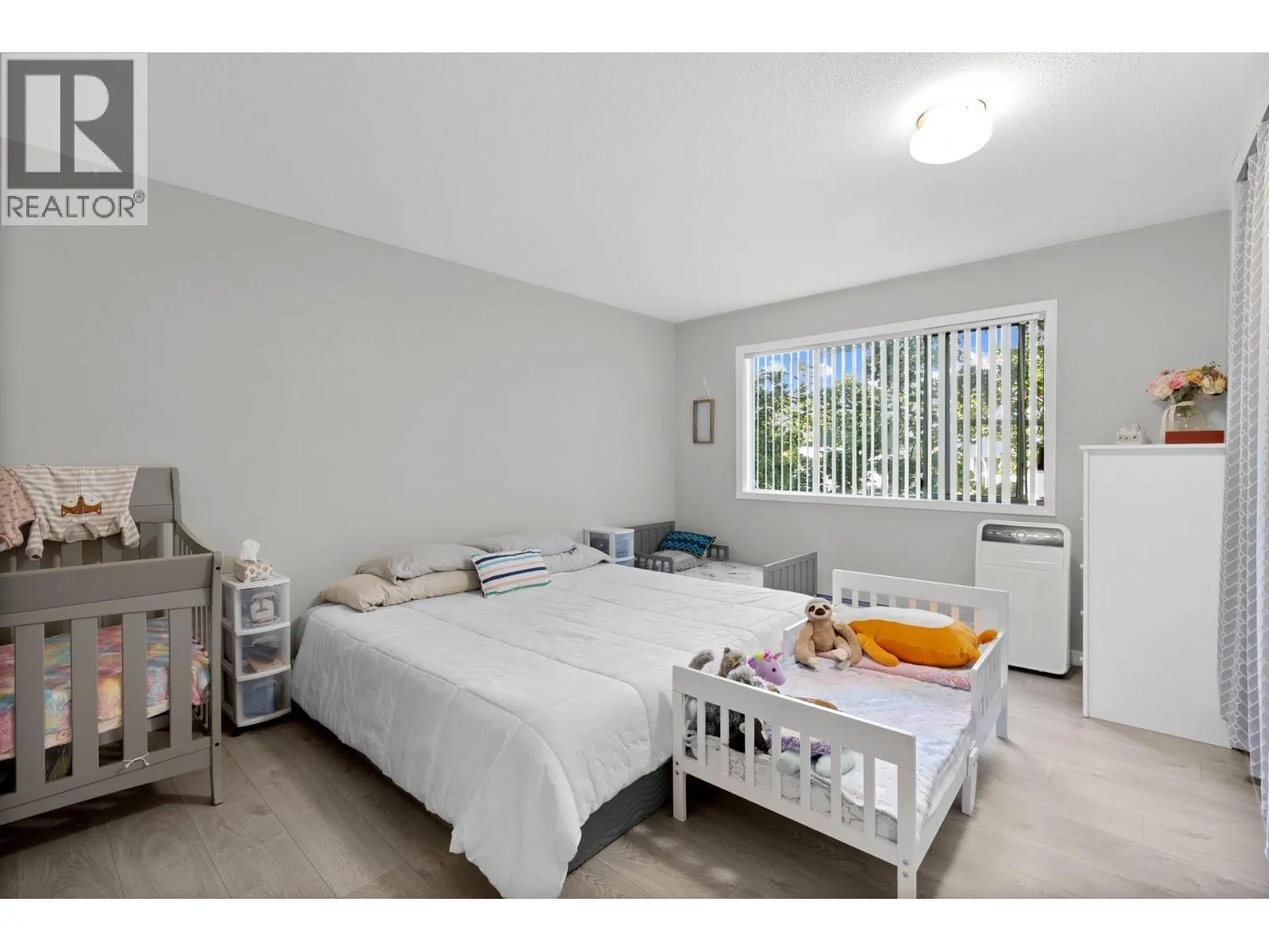 727 Houghton Road Unit# 212