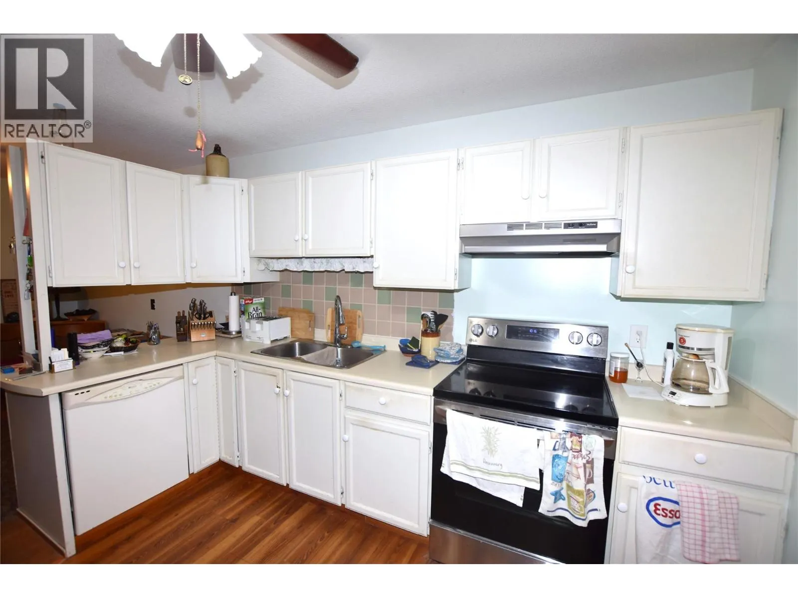 3608 27 Avenue Unit# 301