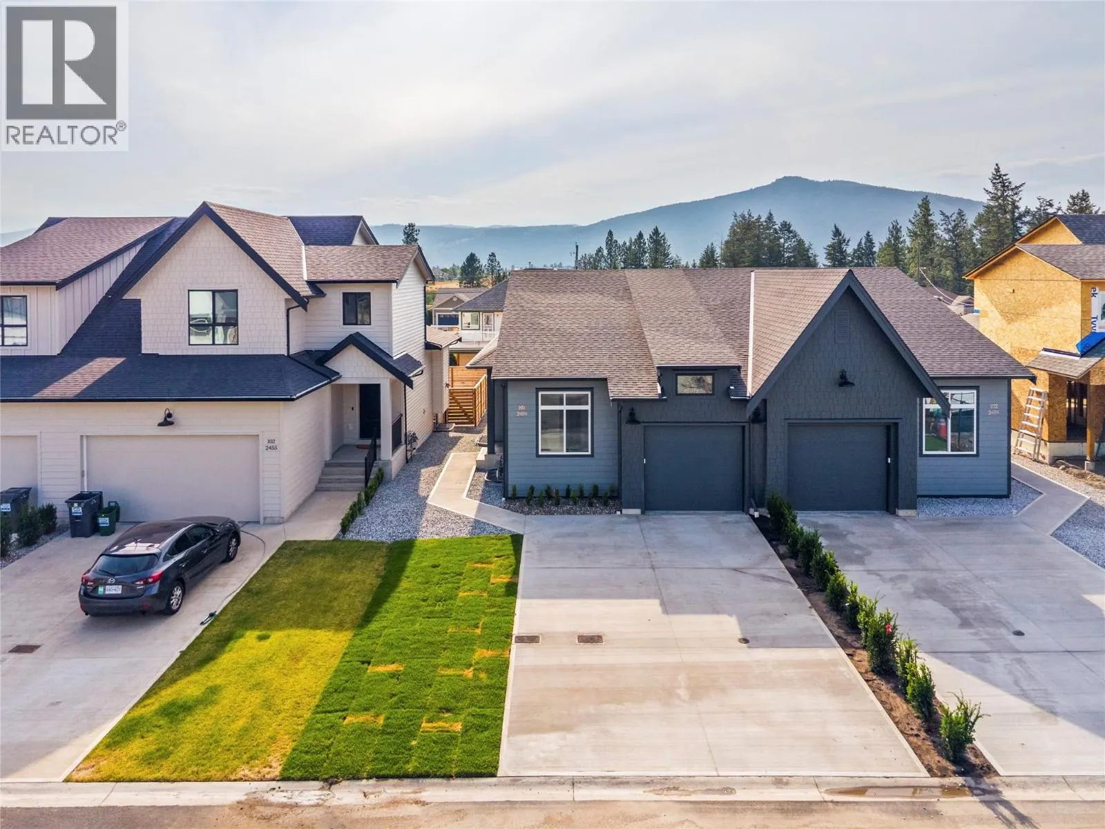 2459 Bradley Drive Unit# 101 Lot# 5