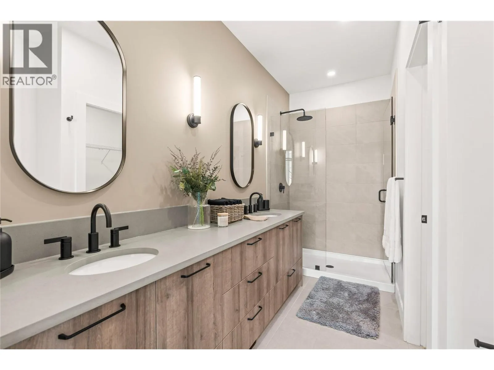 2459 Bradley Drive Unit# 101 Lot# 5