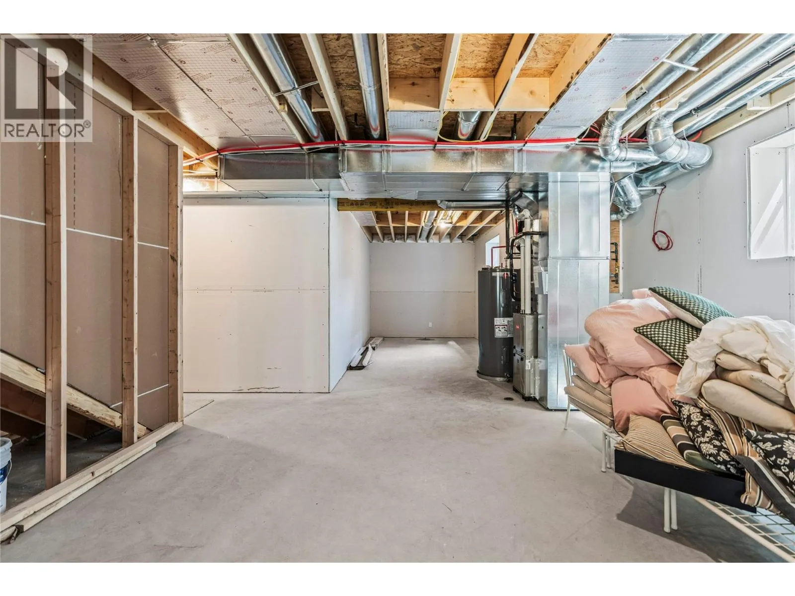 2459 Bradley Drive Unit# 101 Lot# 5