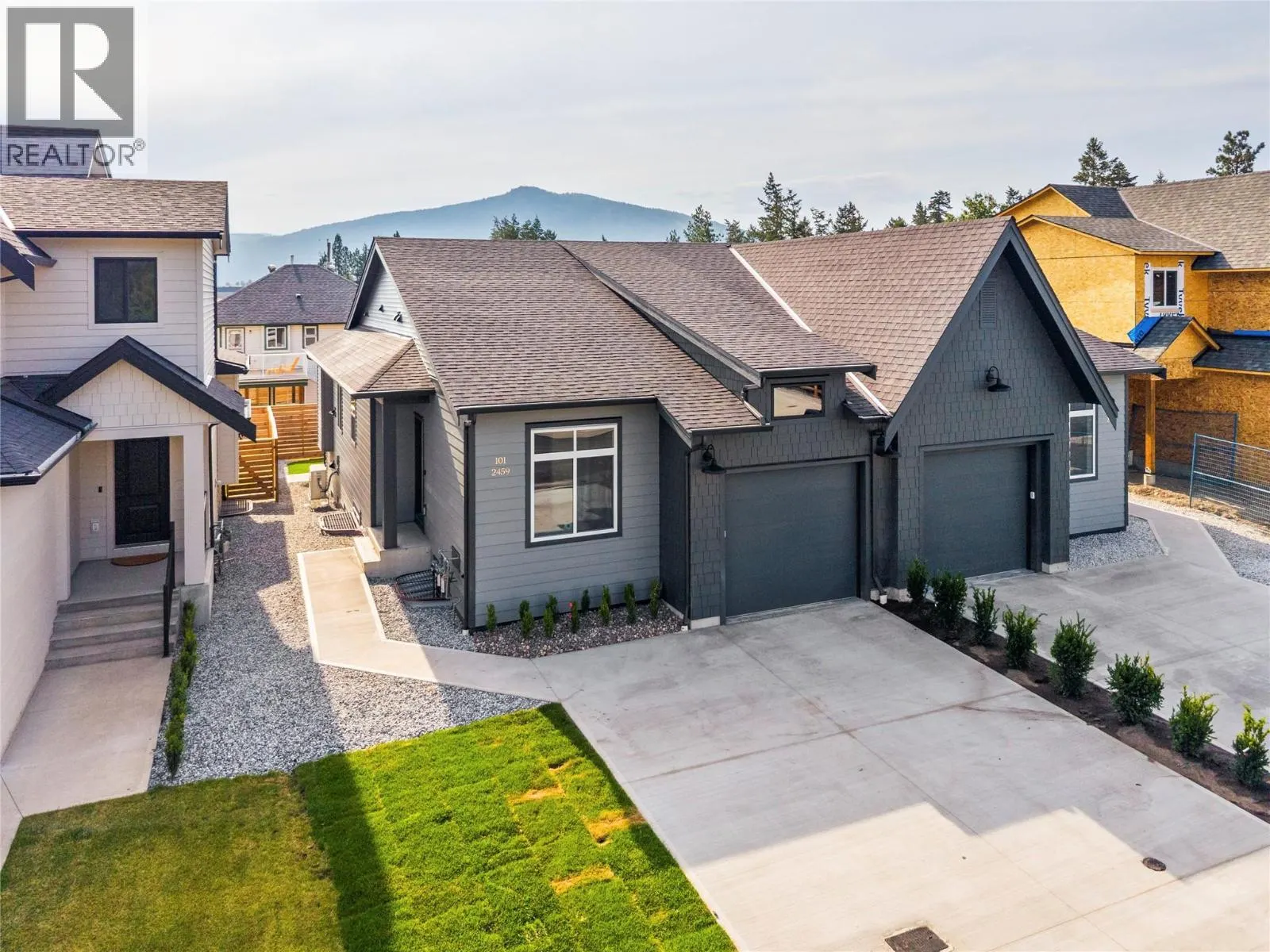 2459 Bradley Drive Unit# 101 Lot# 5